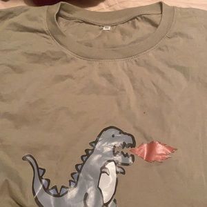 Sage green Zulily T-shirt difficult